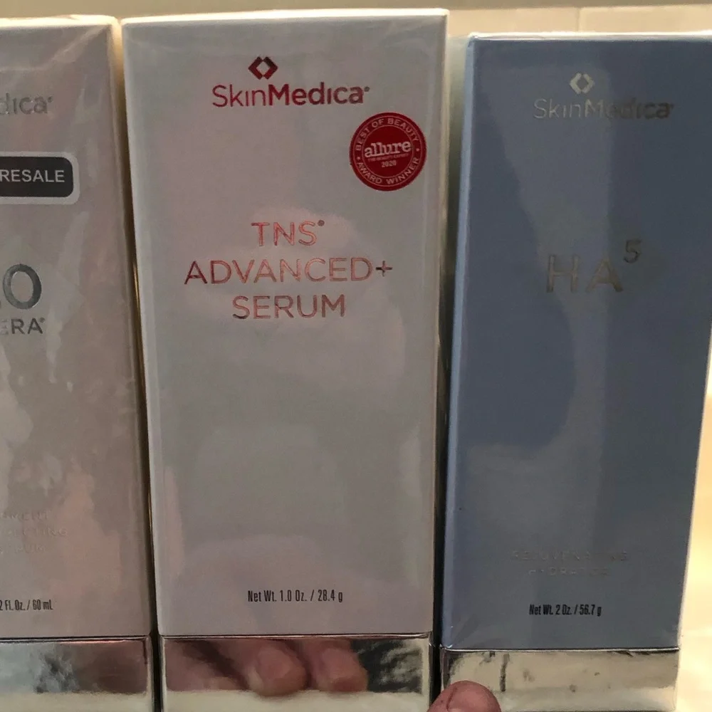 COUNTERFEIT SKINMEDICA!!!!! READ!!!! - Picture 2 of 2